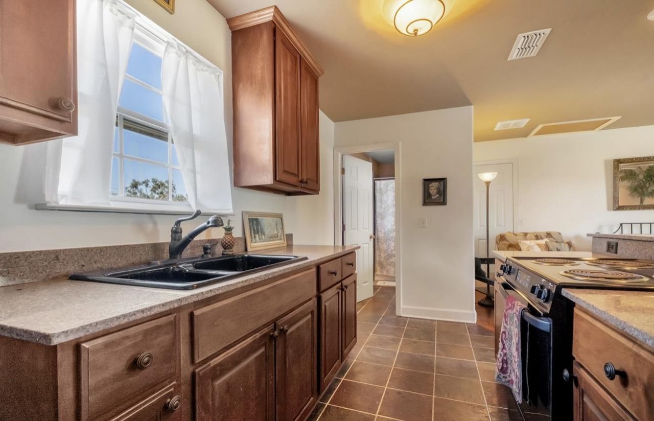 4004 Golf Course, Perry, FL 32348 Photo