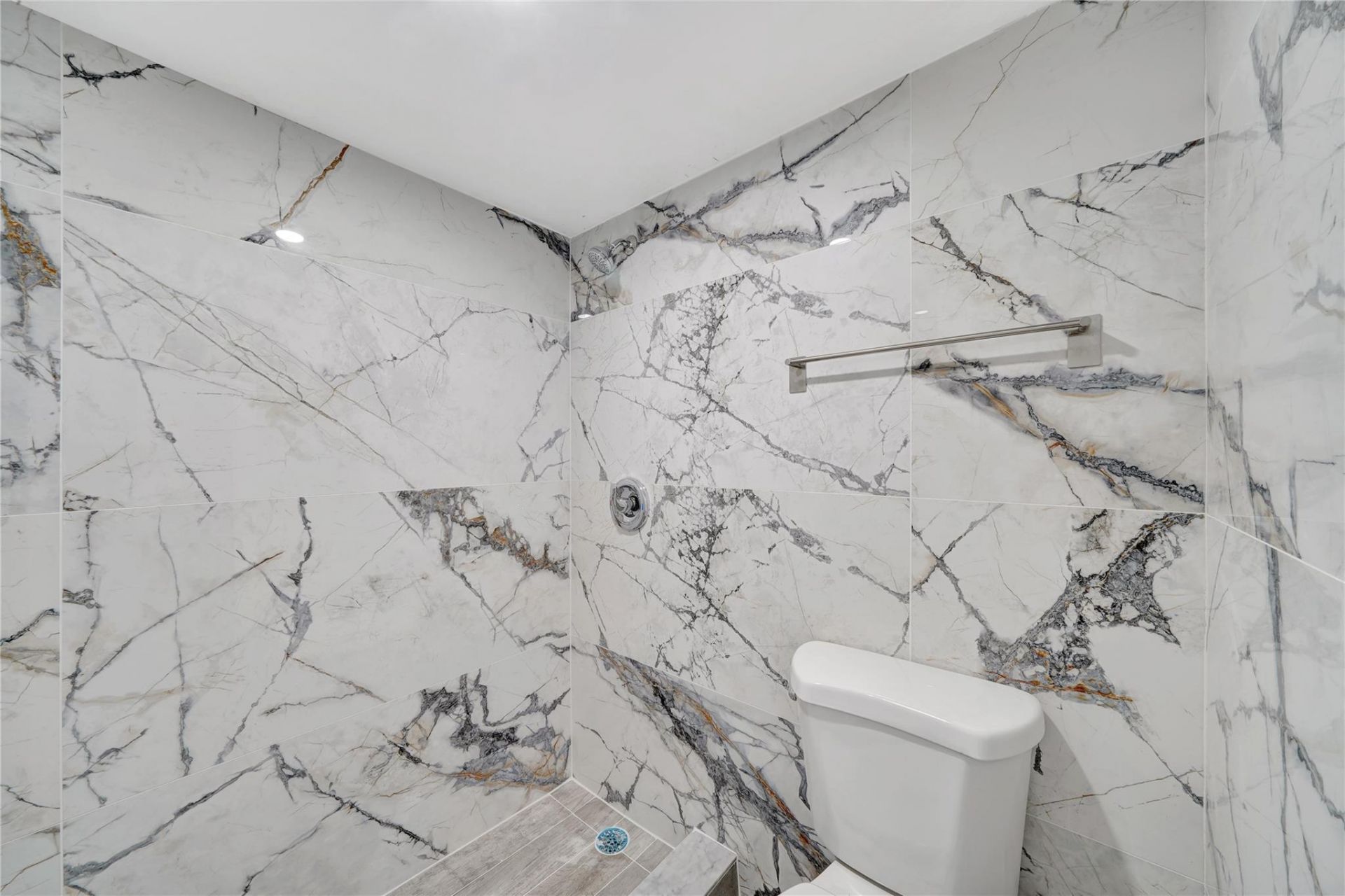 1100 Saint Charles Place, Unit 708, Pembroke Pines, FL 33026 Photo