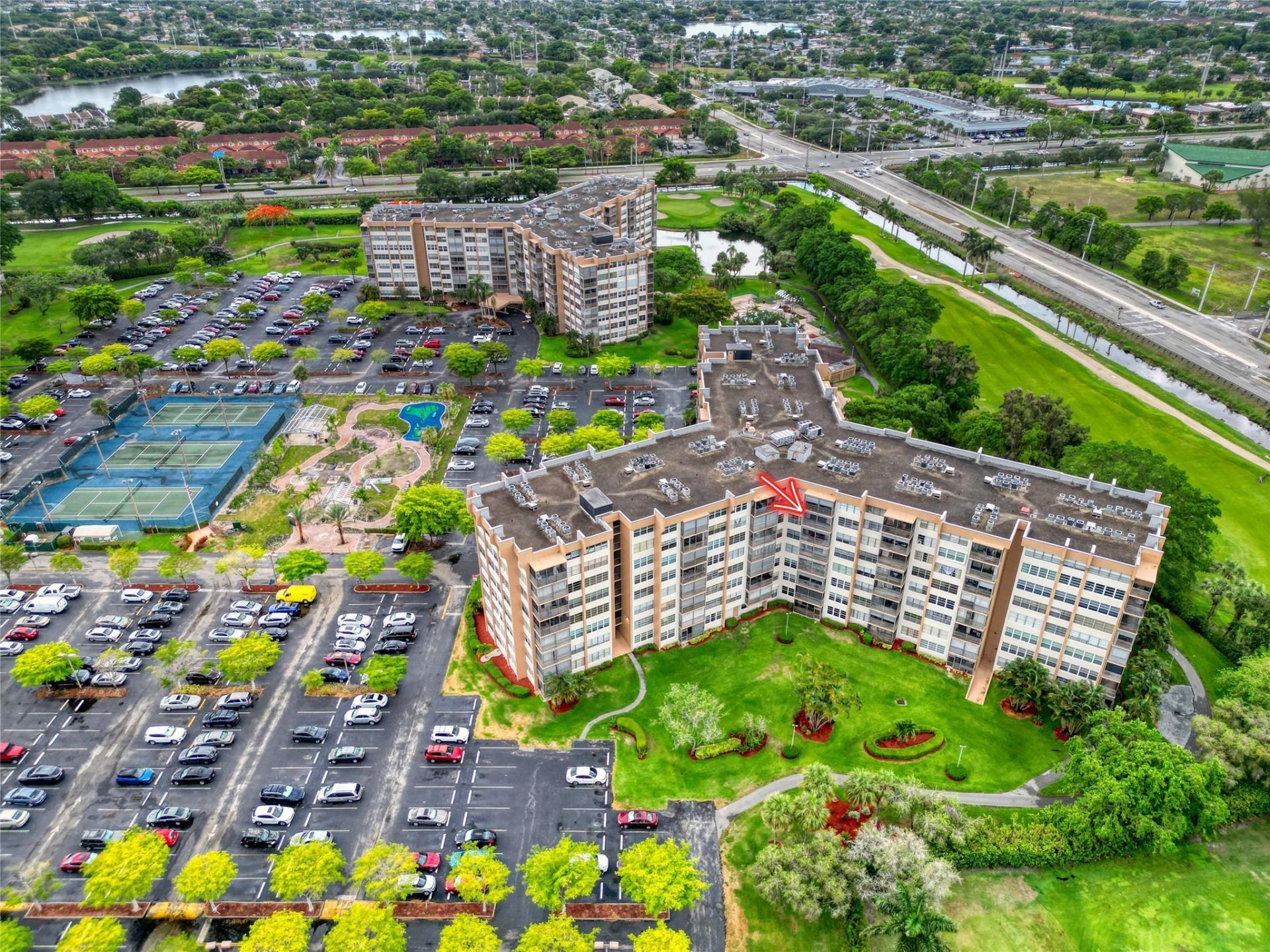 1100 Saint Charles Place, Unit 708, Pembroke Pines, FL 33026 Photo