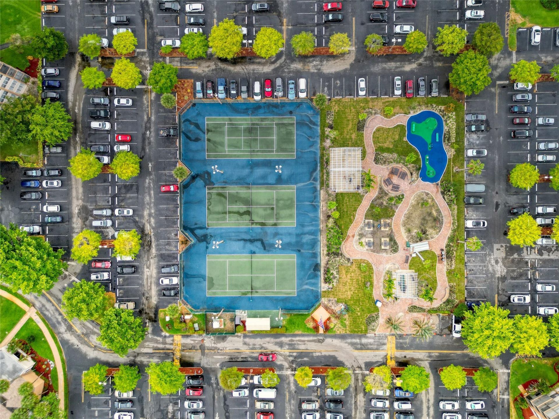 1100 Saint Charles Place, Unit 708, Pembroke Pines, FL 33026 Photo