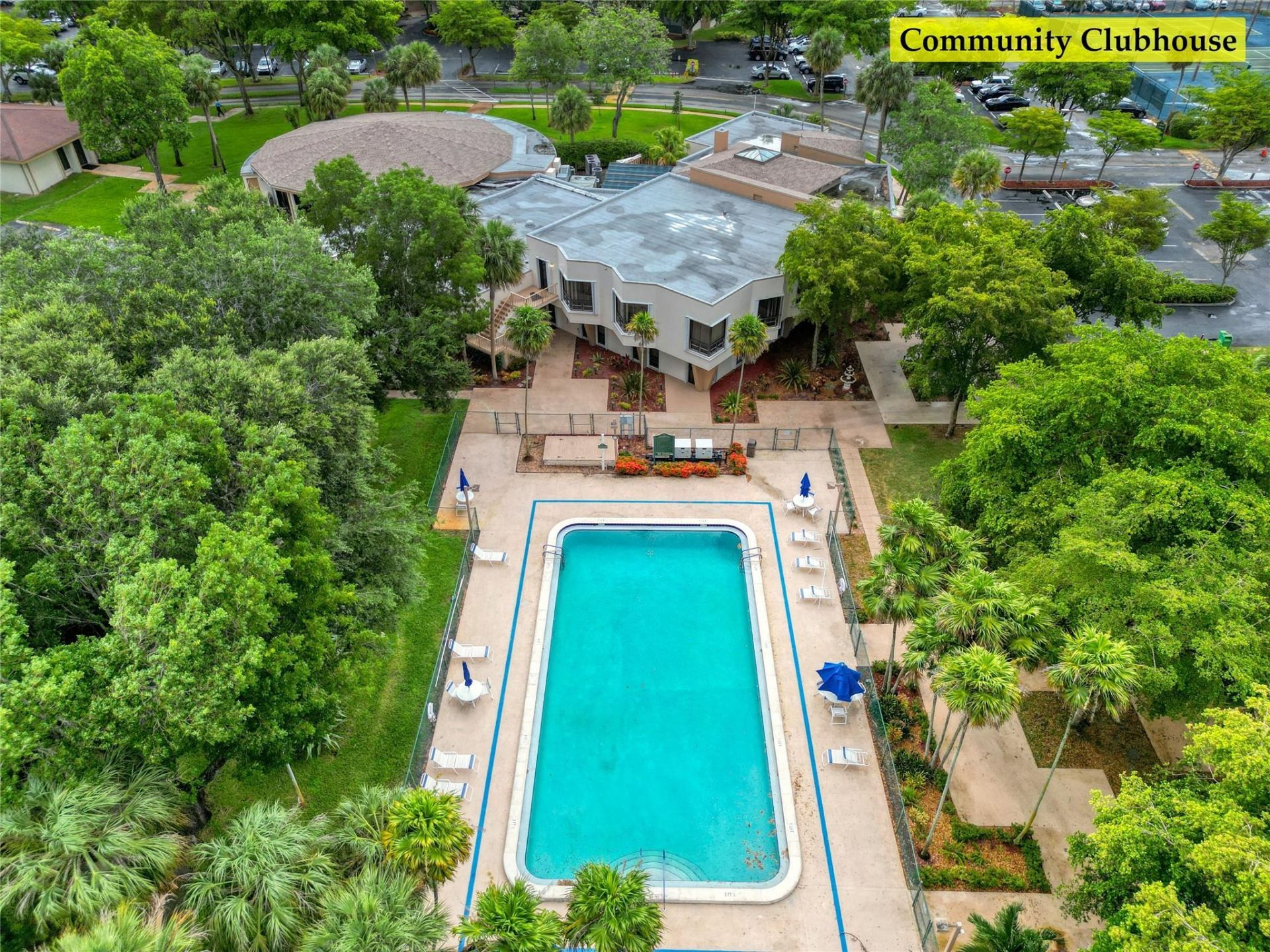 1100 Saint Charles Place, Unit 708, Pembroke Pines, FL 33026 Photo