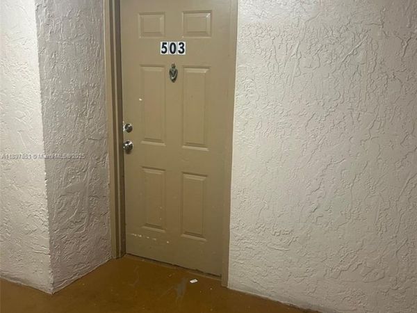 15231 SW 80th St, Unit 503, Miami, FL 33193