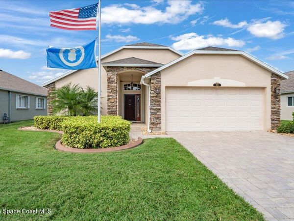 1671 Lago Mar Drive, Melbourne, FL 32940