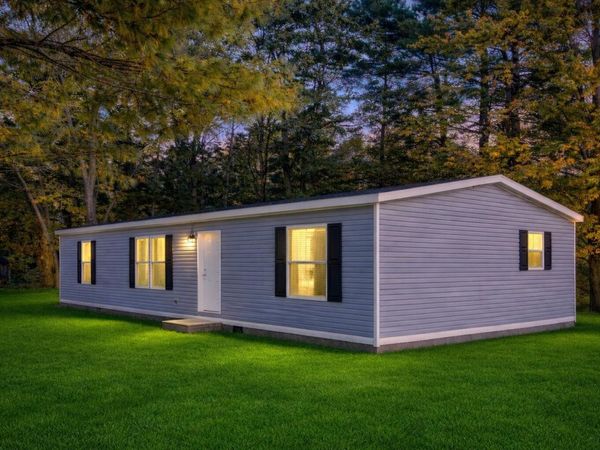 5265 Huck Drive, Sheridan, MI 48884