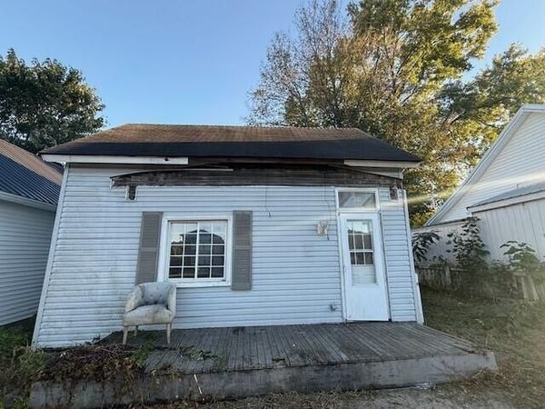 310 E 3rd Street, Augusta, KY 41002