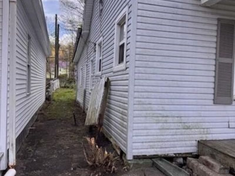 310 E 3rd Street, Augusta, KY 41002 Photo 5