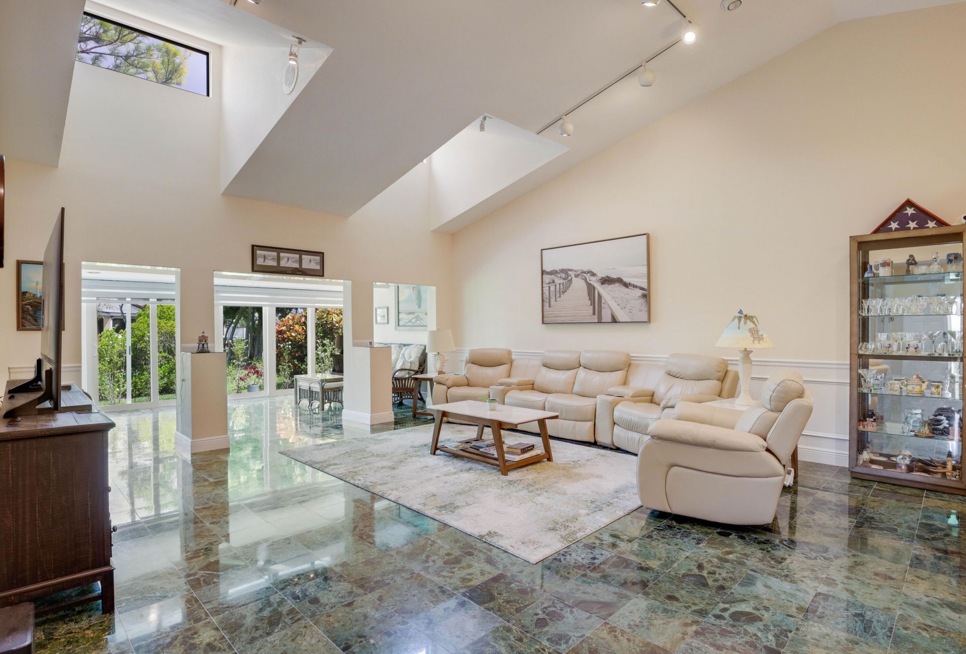 6827 Fountains Circle, Lake Worth, FL 33467 Photo