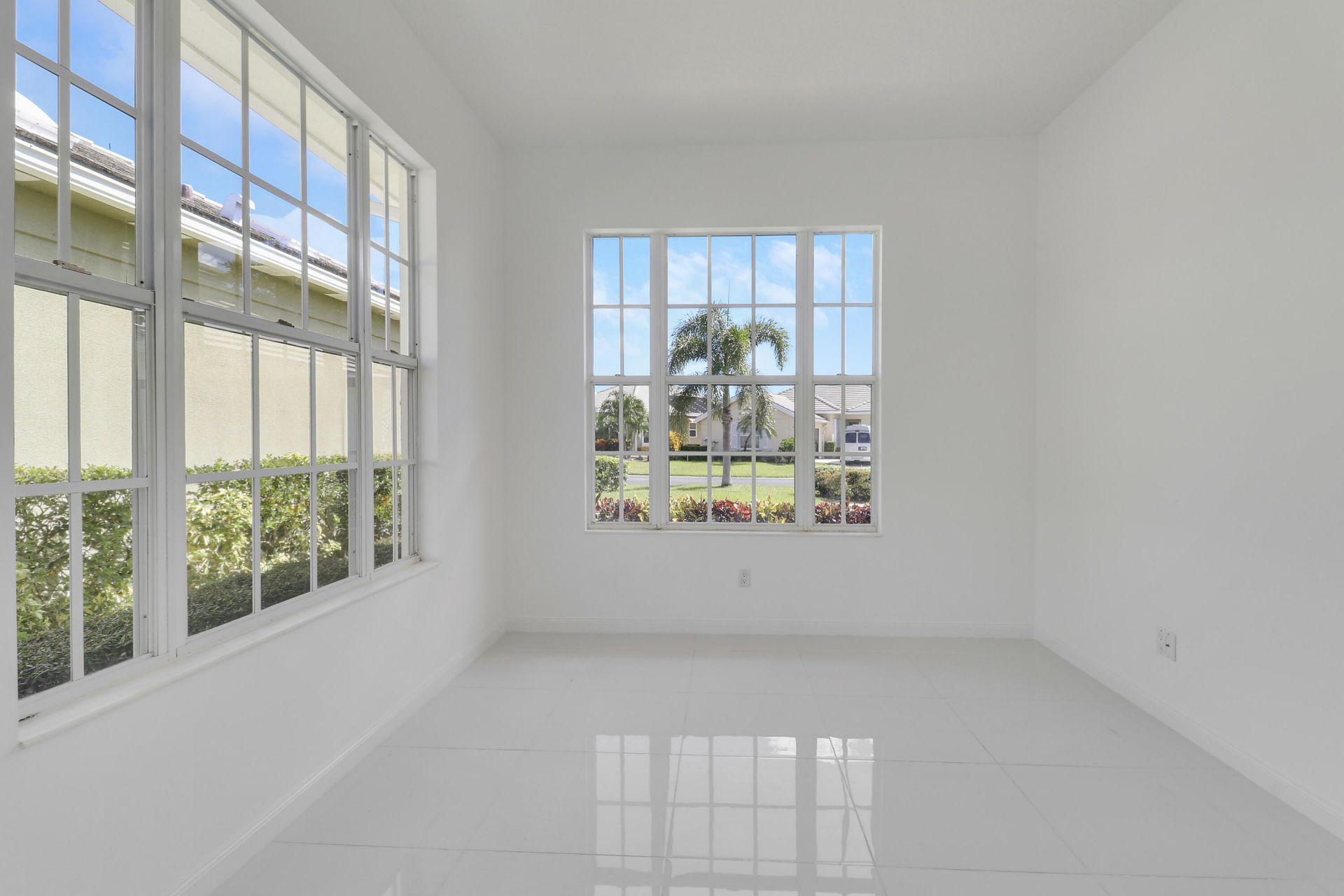 220 NW Bentley Circle, Port Saint Lucie, FL 34986 Photo