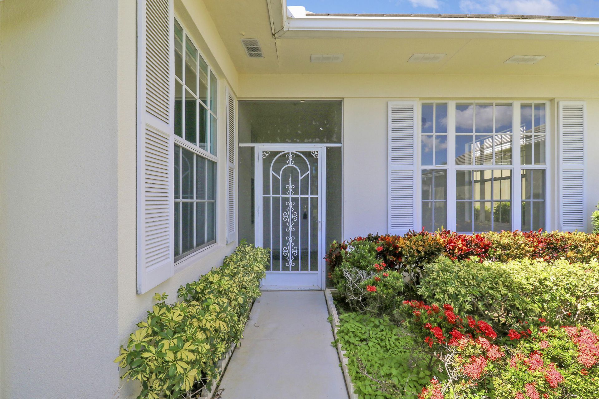 220 NW Bentley Circle, Port Saint Lucie, FL 34986 Photo