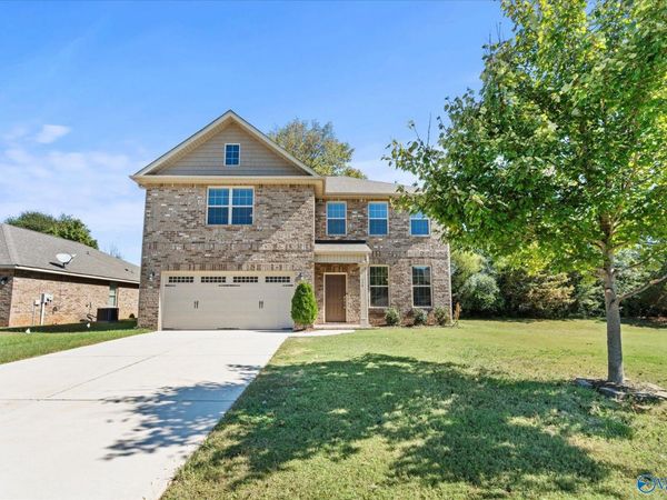 114 Summer Pointe Lane, Madison, AL 35757