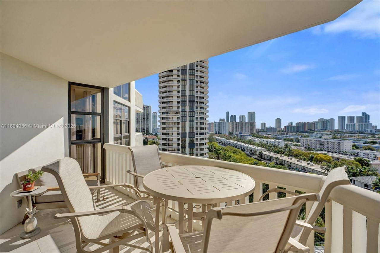 1000 E Island Blvd, Unit 1403, Aventura, FL 33160 Photo