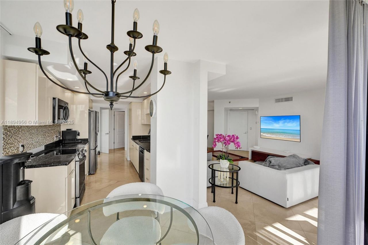 1000 E Island Blvd, Unit 1403, Aventura, FL 33160 Photo