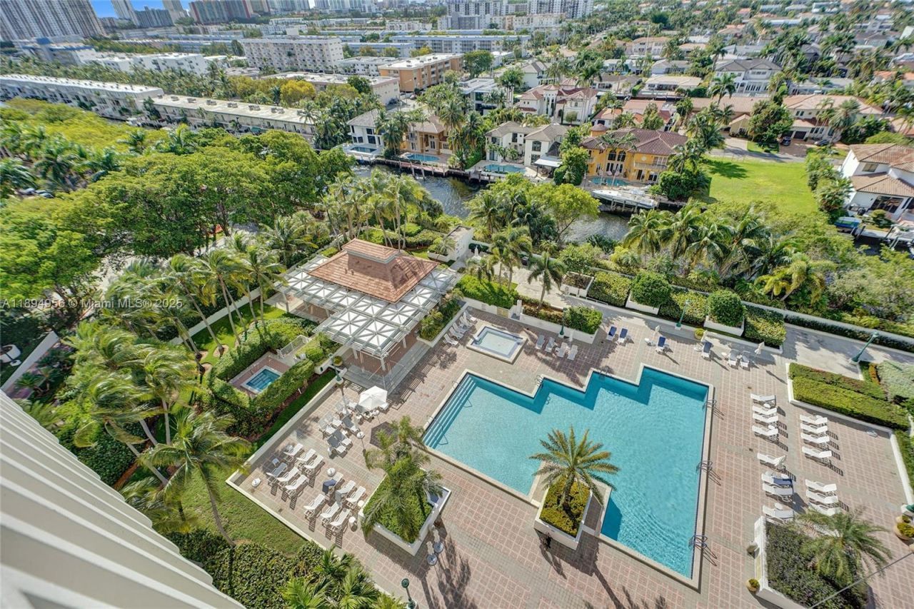 1000 E Island Blvd, Unit 1403, Aventura, FL 33160 Photo