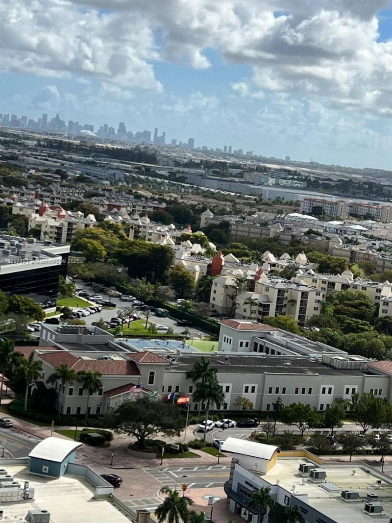 5300 Paseo Blvd, Unit 1905, Doral, FL 33166 Photo