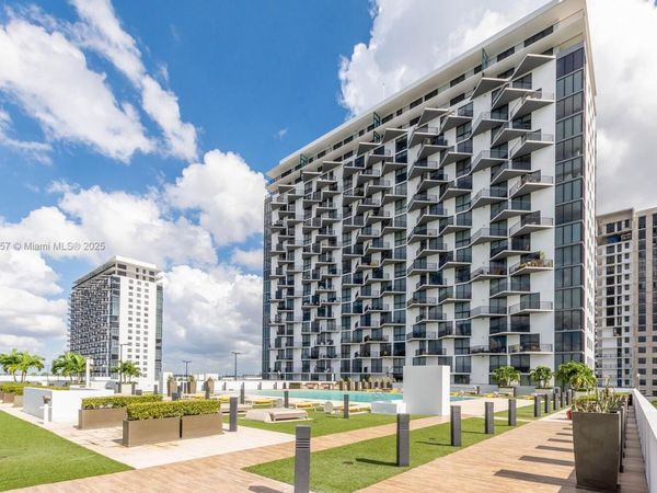 5300 Paseo Blvd, Unit 1907, Doral, FL 33166