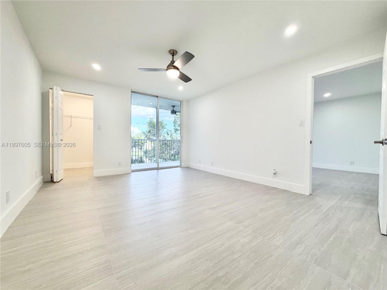 3361 NW 47th Ter, Unit 329, Lauderdale Lakes, FL 33319 Photo