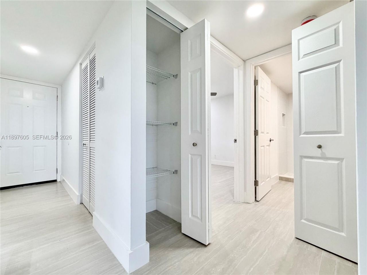 3361 NW 47th Ter, Unit 329, Lauderdale Lakes, FL 33319 Photo