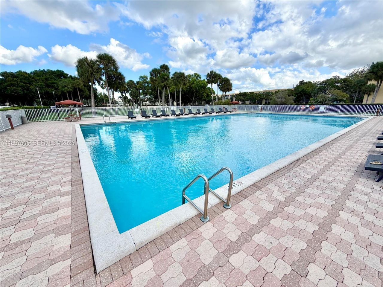 3361 NW 47th Ter, Unit 329, Lauderdale Lakes, FL 33319 Photo