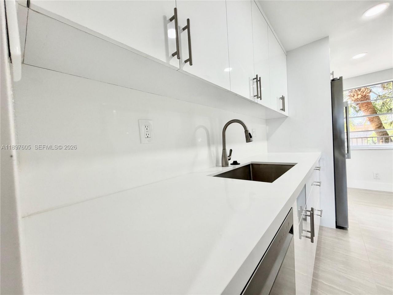 3361 NW 47th Ter, Unit 329, Lauderdale Lakes, FL 33319 Photo