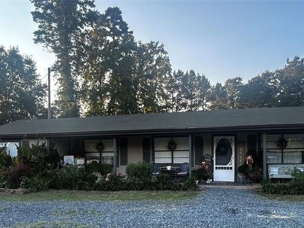 911 US Highway 59 N, Linden, TX 75563