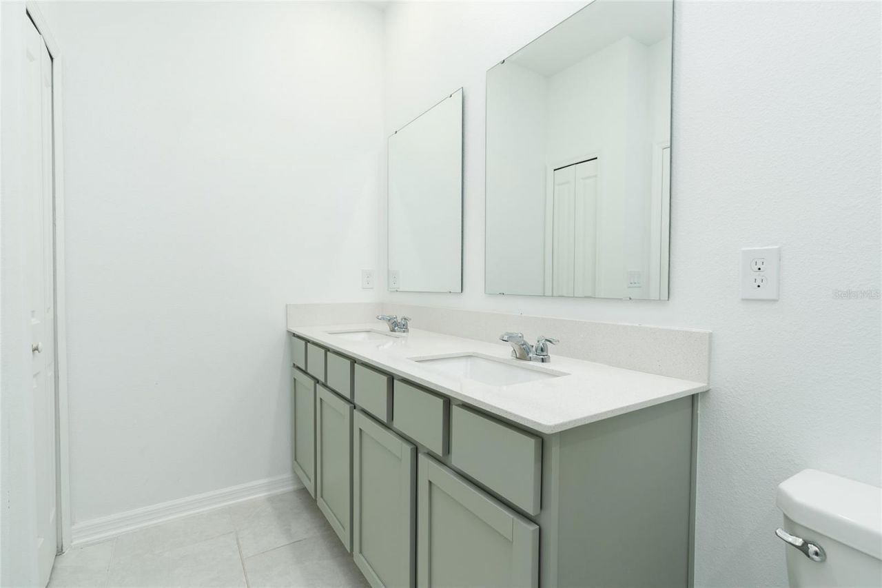 3919 Willowbrook Drive, Edgewater, FL 32141 Photo