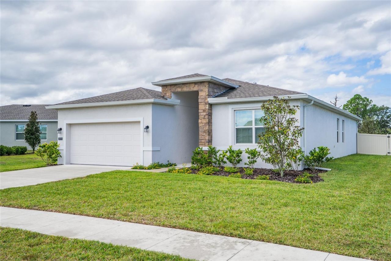 3919 Willowbrook Drive, Edgewater, FL 32141 Photo