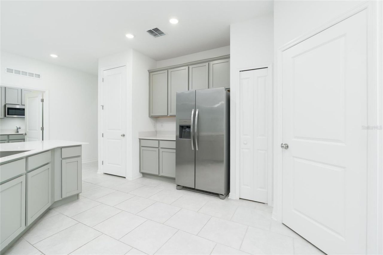 3919 Willowbrook Drive, Edgewater, FL 32141 Photo