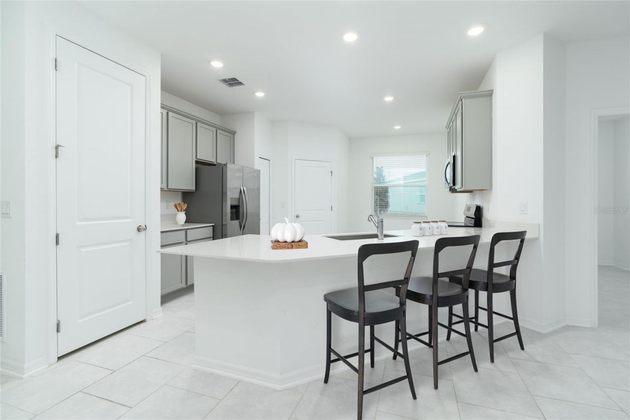 3919 Willowbrook Drive, Edgewater, FL 32141 Photo