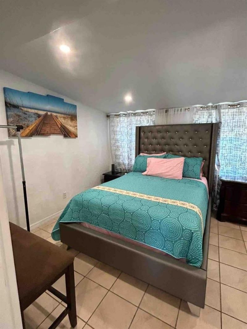 7216 9th Avenue N, Saint Petersburg, FL 33710 Photo