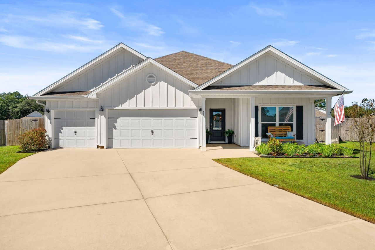 53 Siesta Circle, Freeport, FL 32439 Main Photo
