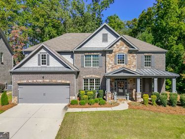 4245 Woodland Bank Boulevard, Buford, GA 30518