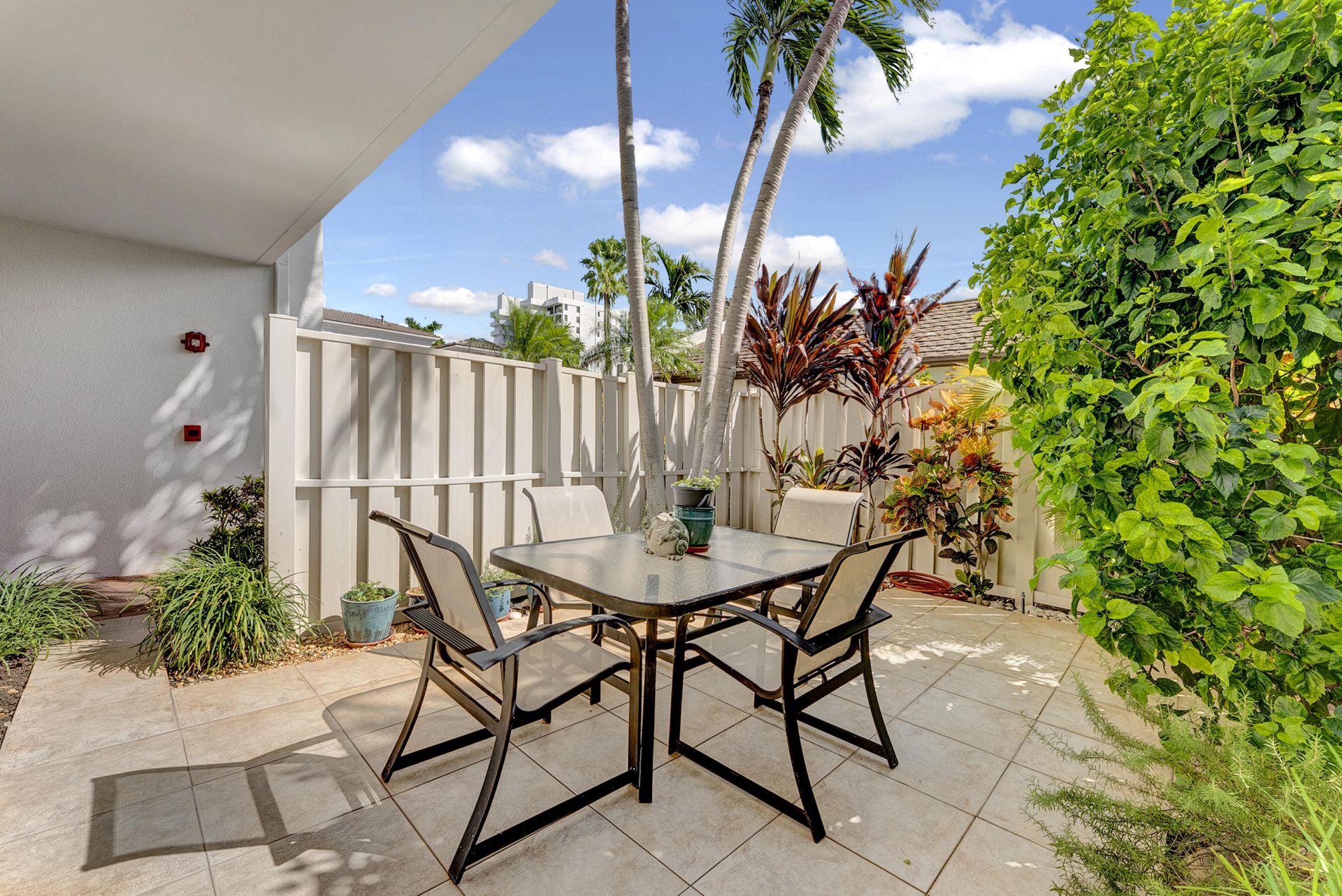 4746 S Ocean Boulevard, Unit 6, Highland Beach, FL 33487 Photo