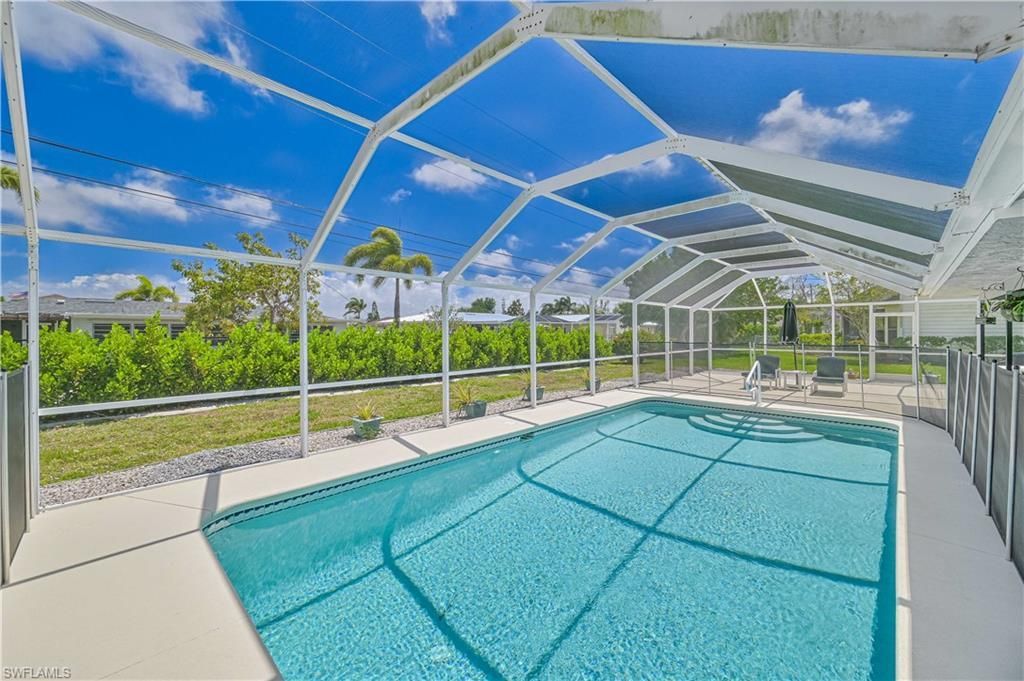 3819 SE 2nd Ave, Cape Coral, FL 33904 Photo