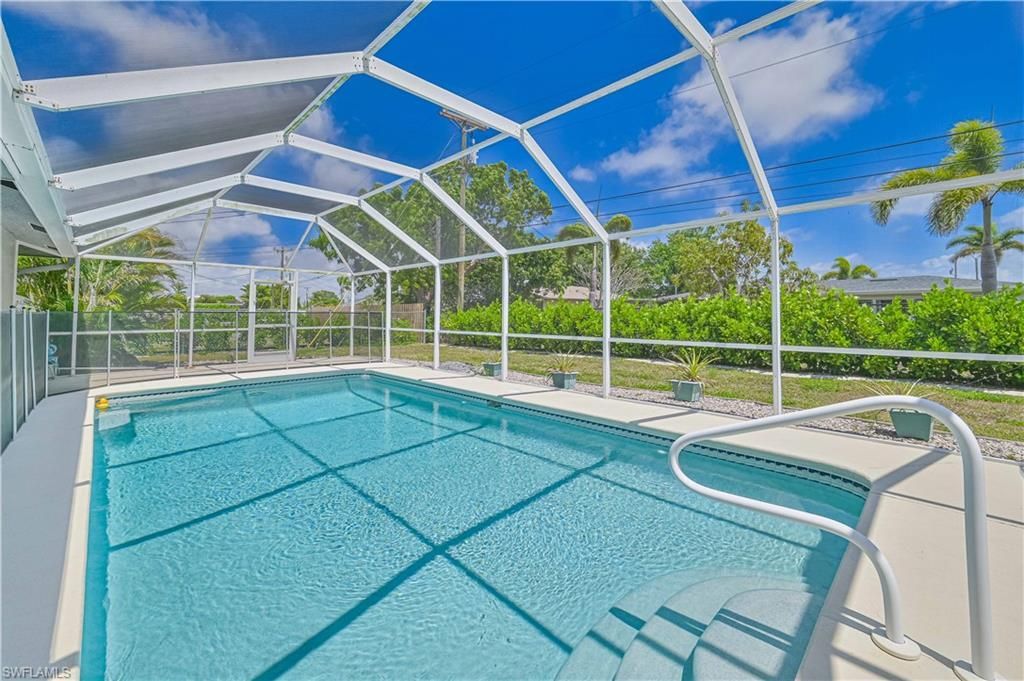 3819 SE 2nd Ave, Cape Coral, FL 33904 Photo