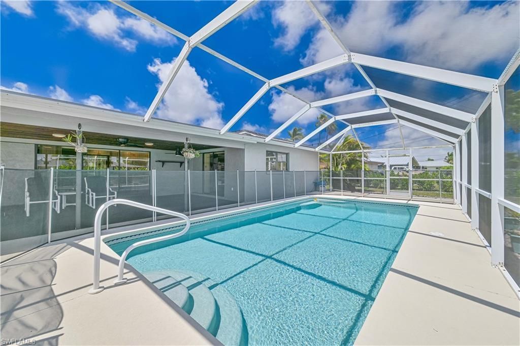 3819 SE 2nd Ave, Cape Coral, FL 33904 Photo