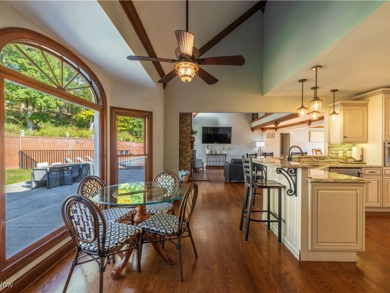 320 Summerhill Drive, Chillicothe, OH 45601 Photo 11