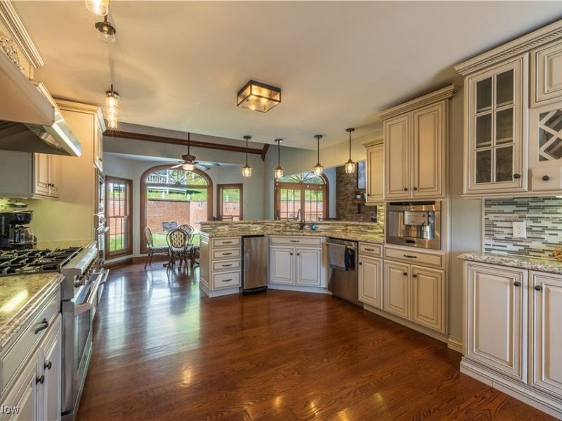 320 Summerhill Drive, Chillicothe, OH 45601 Photo 13