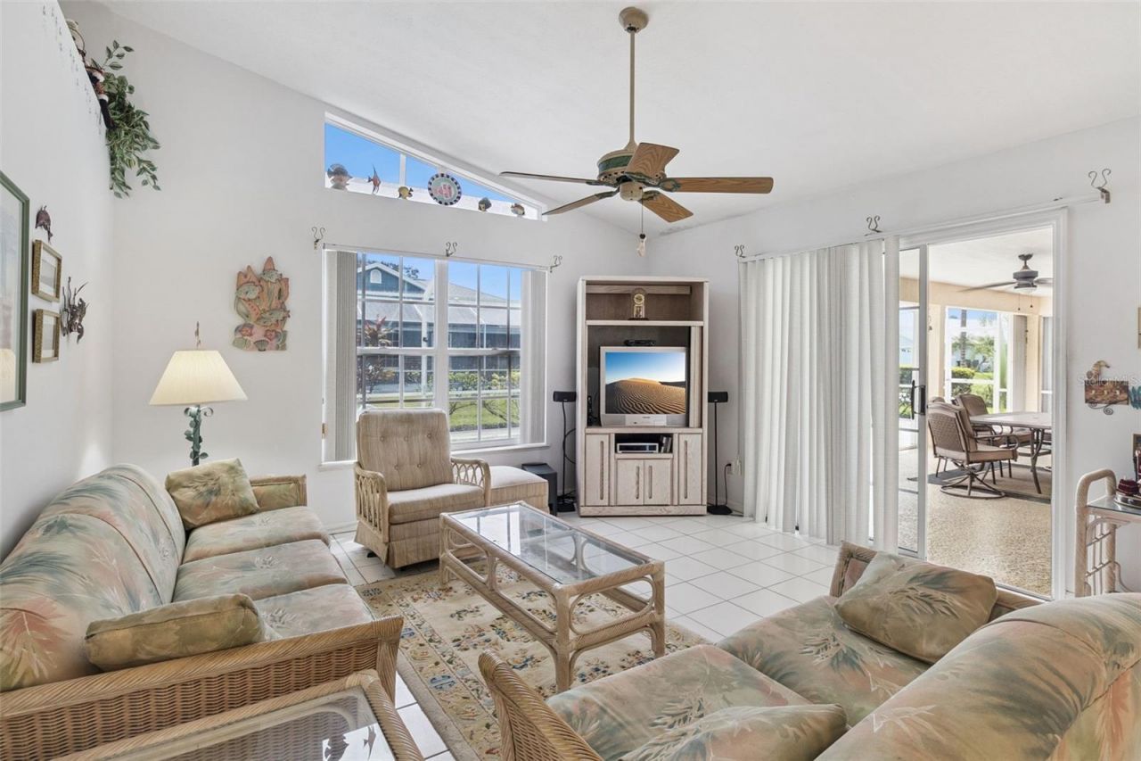 6816 Frost Terrace, Port Saint Lucie, FL 34952 Photo