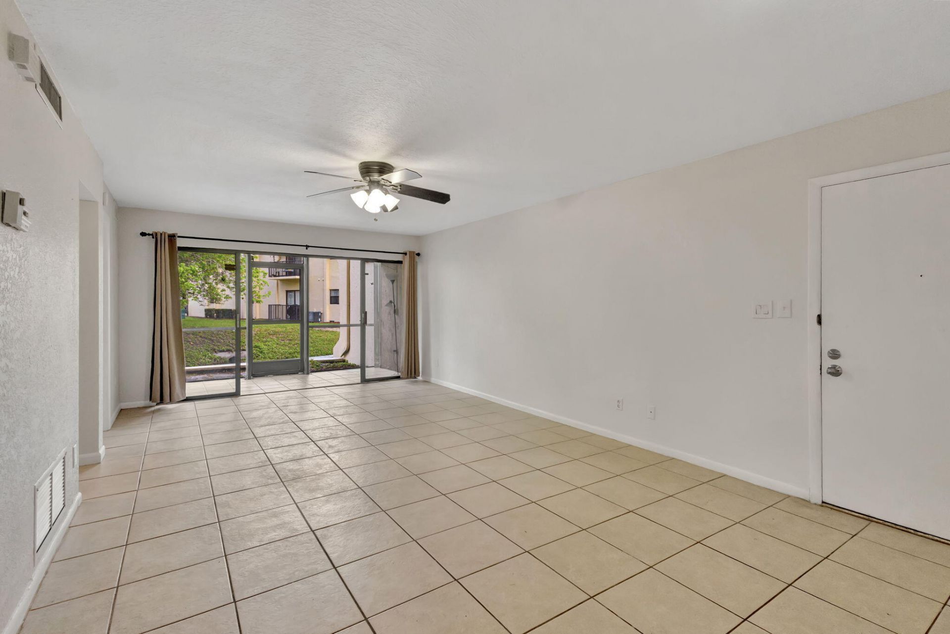 2050 SE Oleander Boulevard, Unit 2106, Fort Pierce, FL 34950 Photo