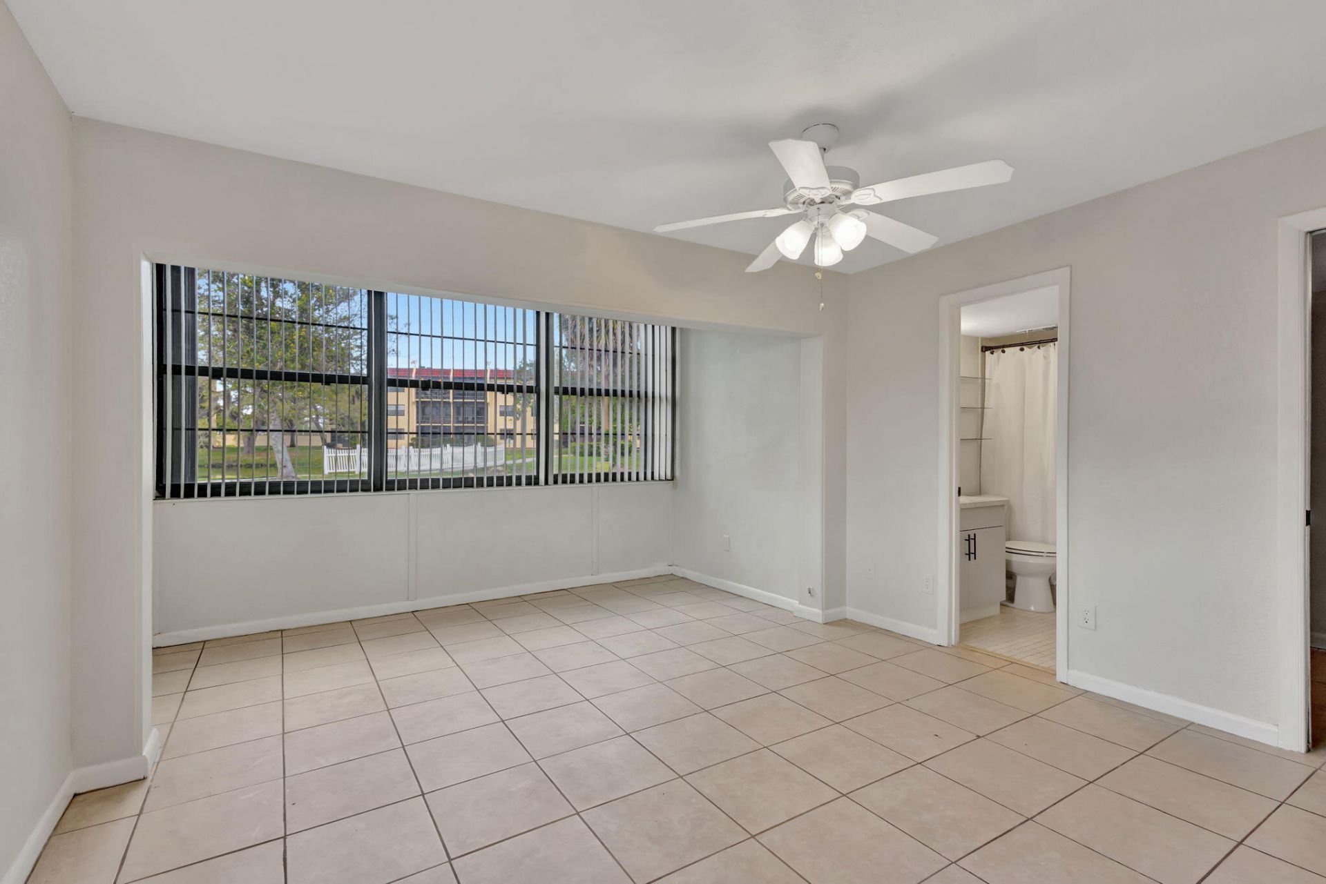 2050 SE Oleander Boulevard, Unit 2106, Fort Pierce, FL 34950 Photo