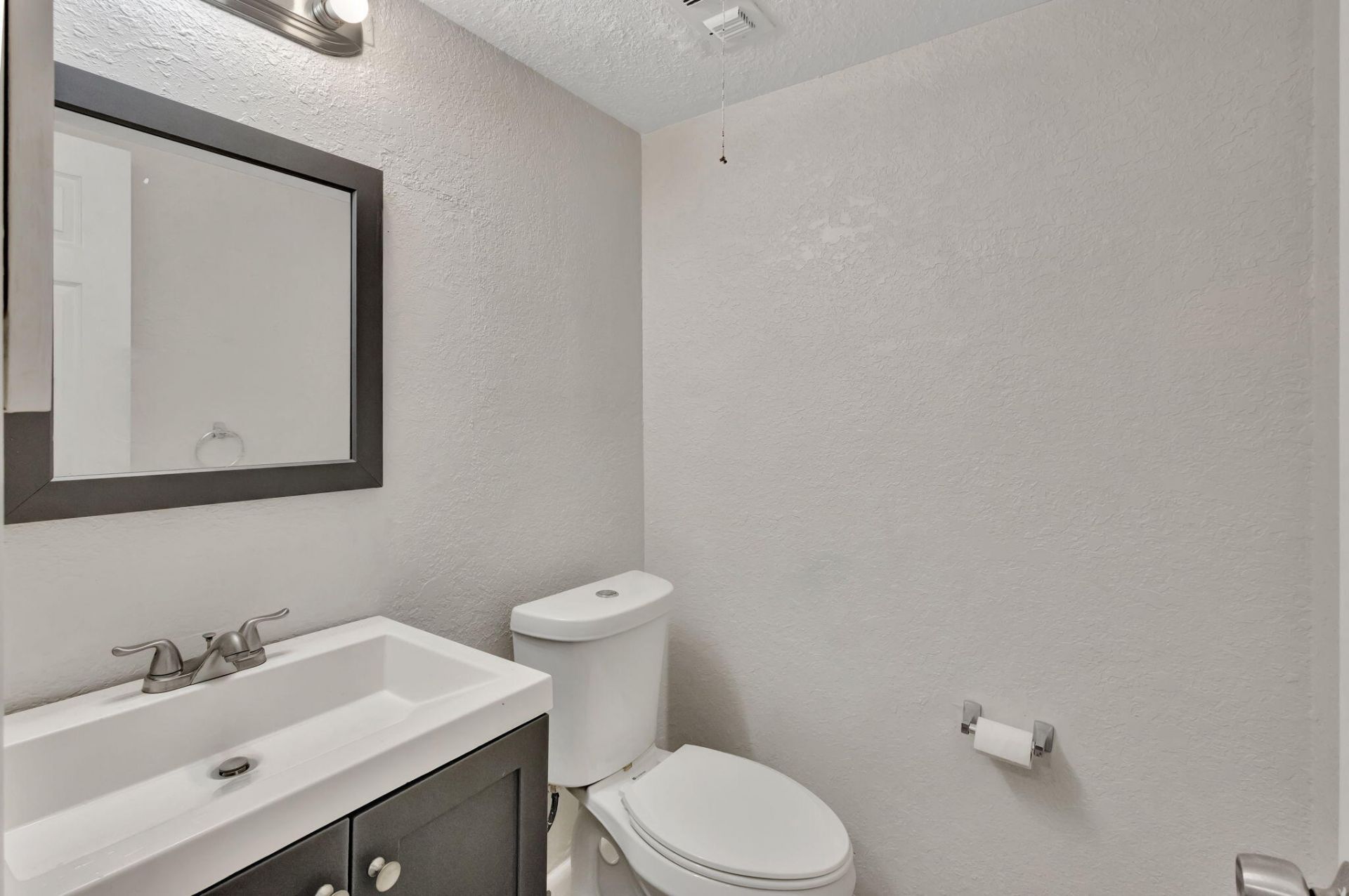 2050 SE Oleander Boulevard, Unit 2106, Fort Pierce, FL 34950 Photo