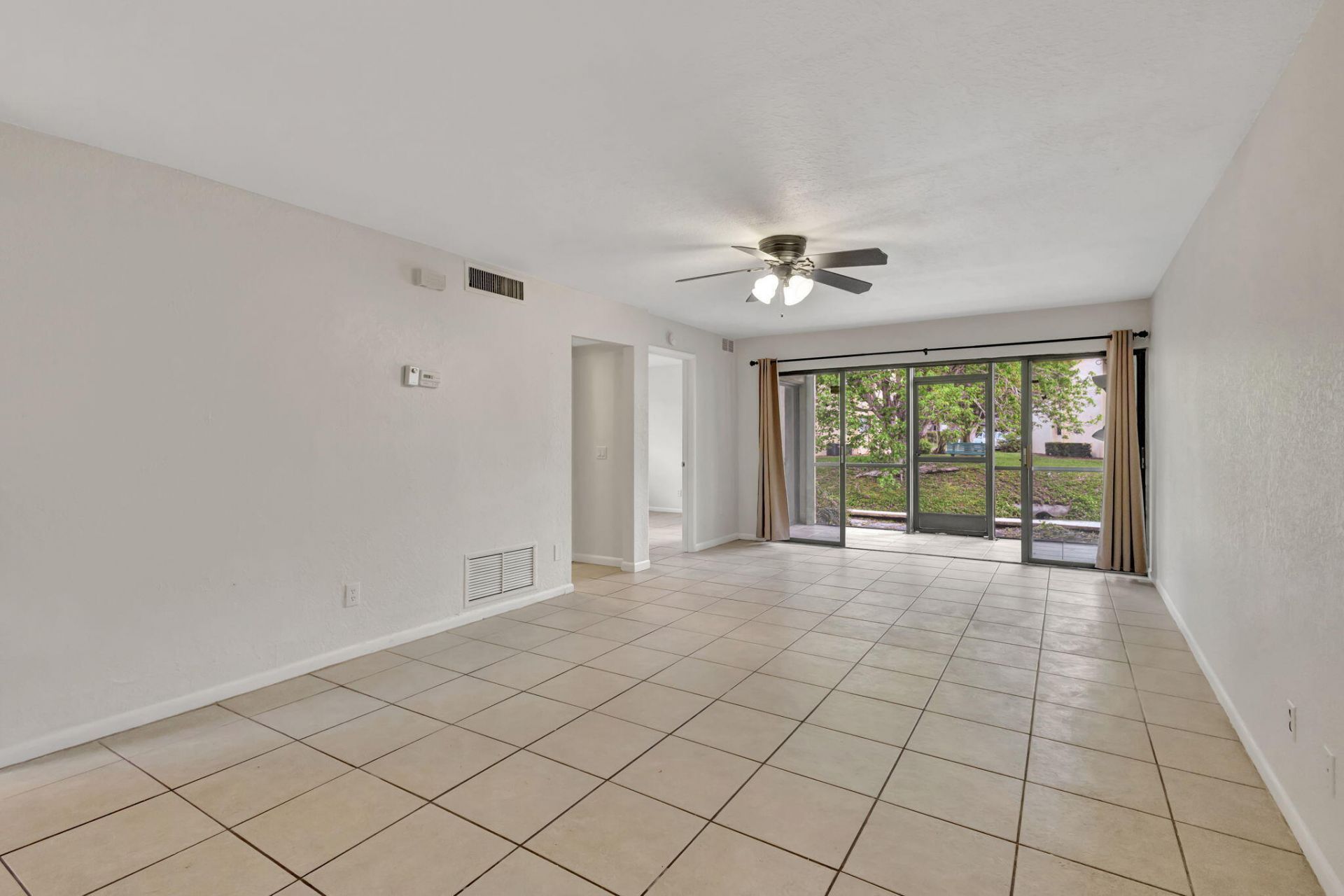 2050 SE Oleander Boulevard, Unit 2106, Fort Pierce, FL 34950 Photo