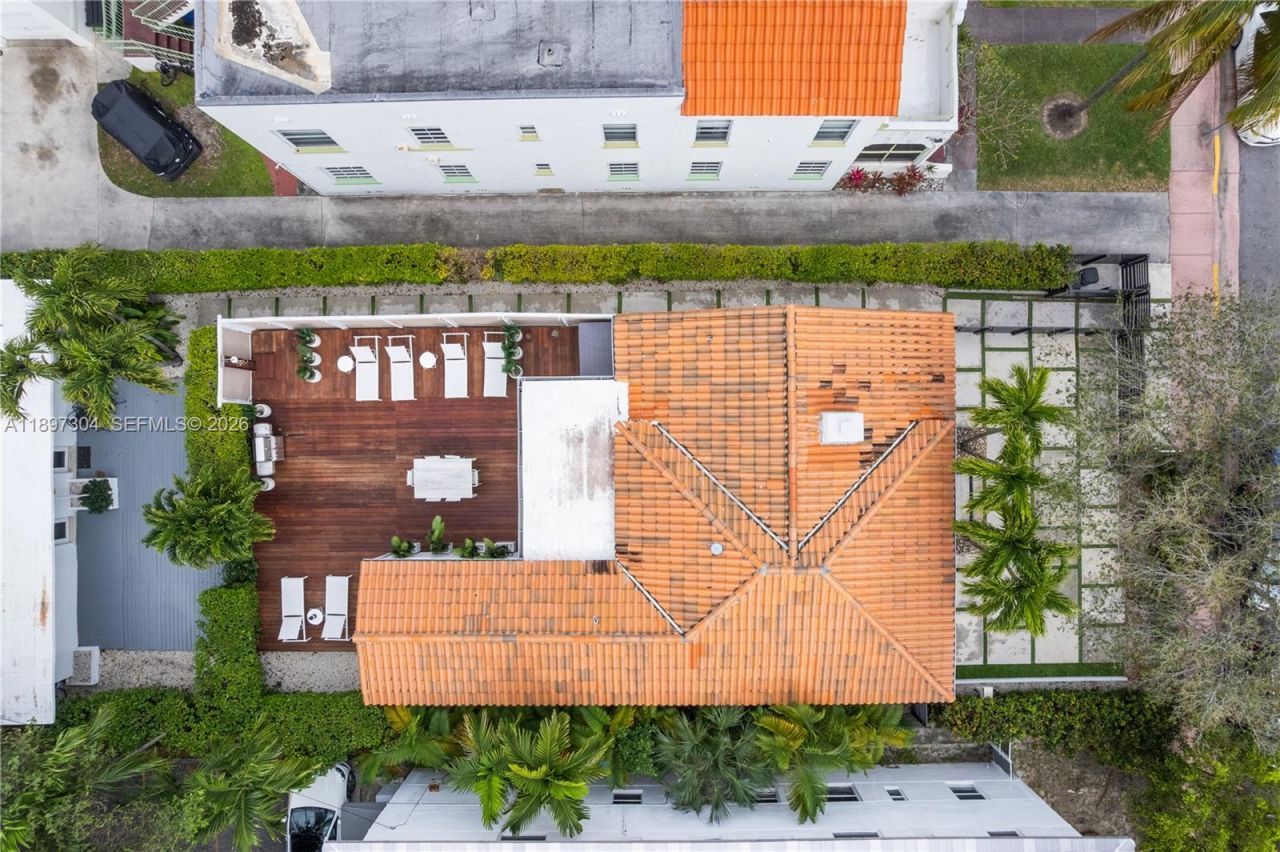 1544 Michigan Ave, Miami Beach, FL 33139 Photo