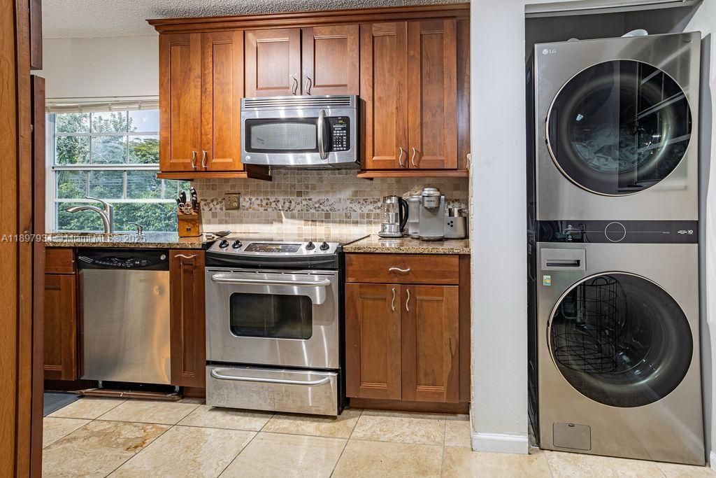 6500 Via Regina, Unit 8, Boca Raton, FL 33433 Photo