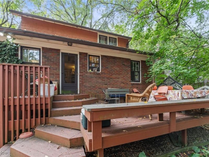 557 Letchworth Drive, Akron, OH 44303 Photo 18