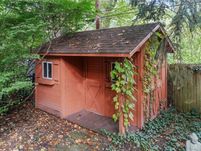 557 Letchworth Drive, Akron, OH 44303 Photo 21