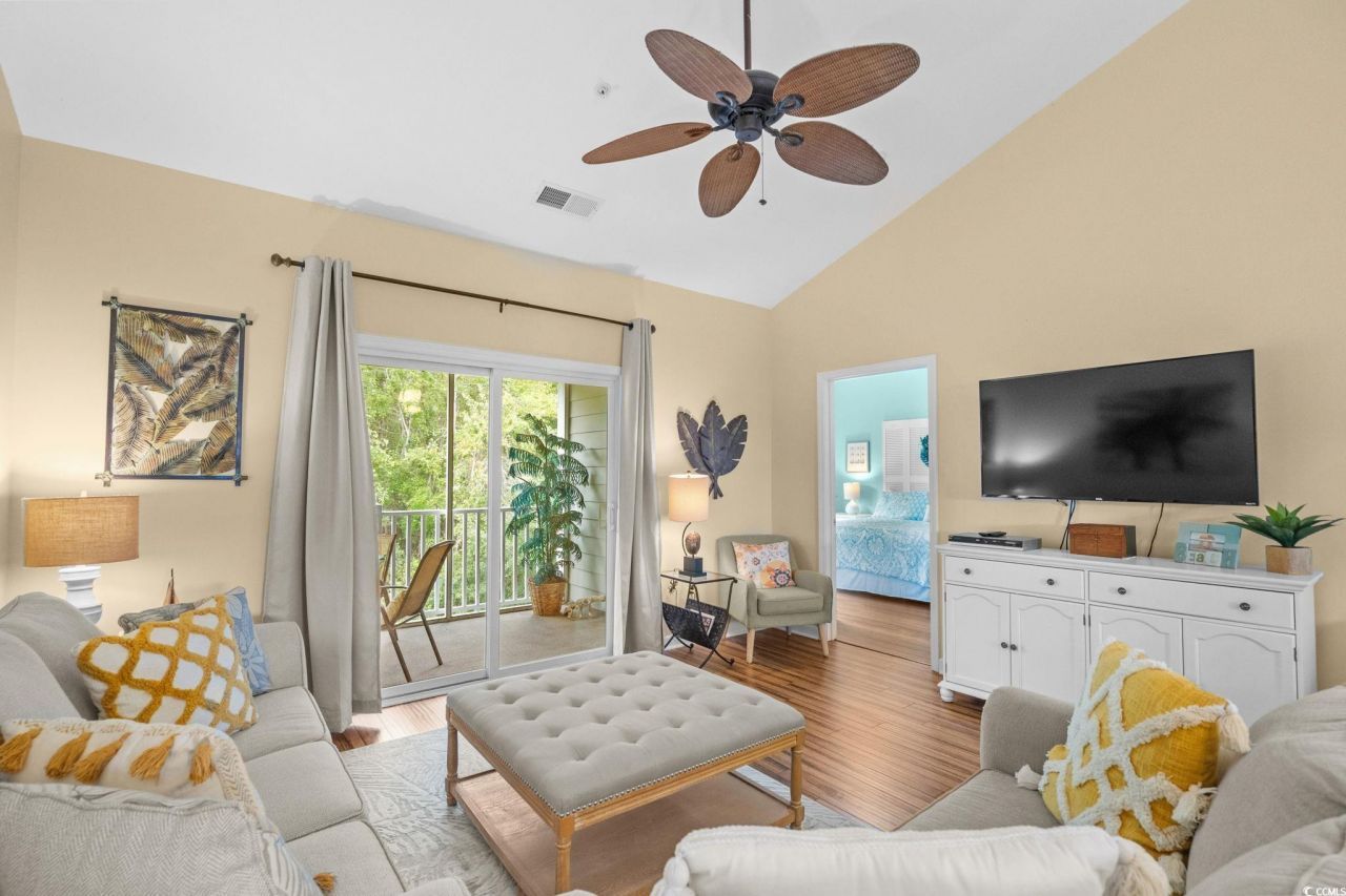 6253 Catalina Dr. Photo 10