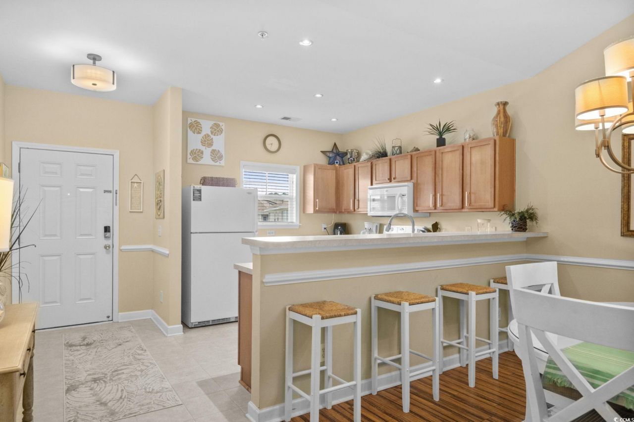 6253 Catalina Dr. Photo 15