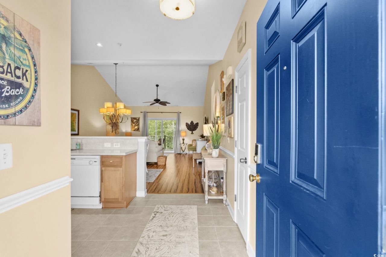 6253 Catalina Dr. Photo 5