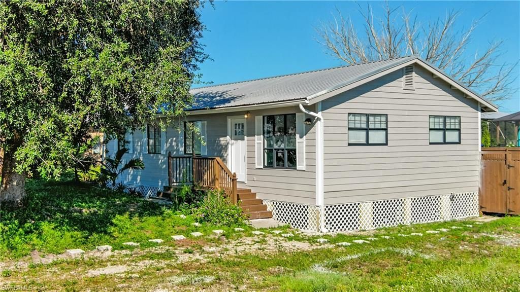 3216 22nd St Sw, Lehigh Acres, FL 33976 Photo